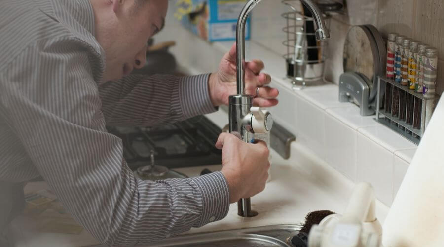 Local expert plumbing services in Manzanola, CO